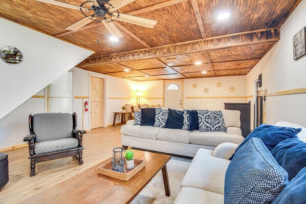 House (3 Bedrooms) | Interior - Charming Maine Retreat Near Skiing & ATV Park! (Dixfield)