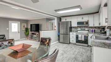 Casa (2 Bedrooms) | Interior