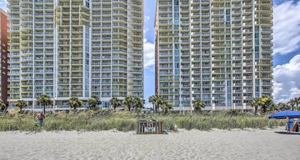 Walk to Beach: North Myrtle Beach Resort Apt!