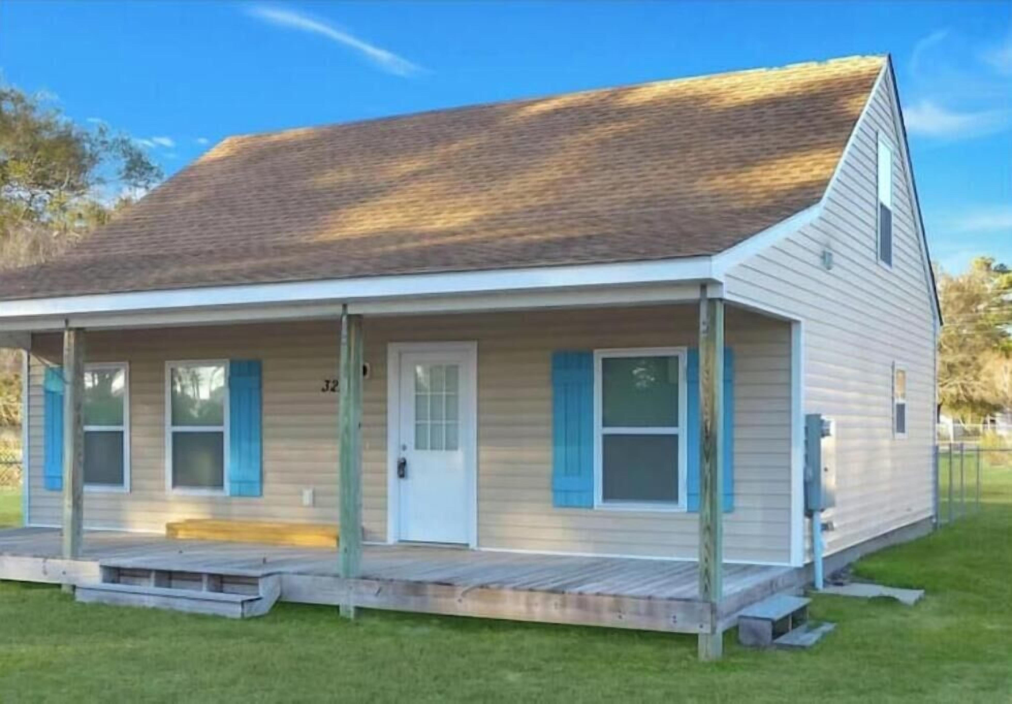 Dog friendly, Entire Home, Family Fun! Boaters Welcomed.