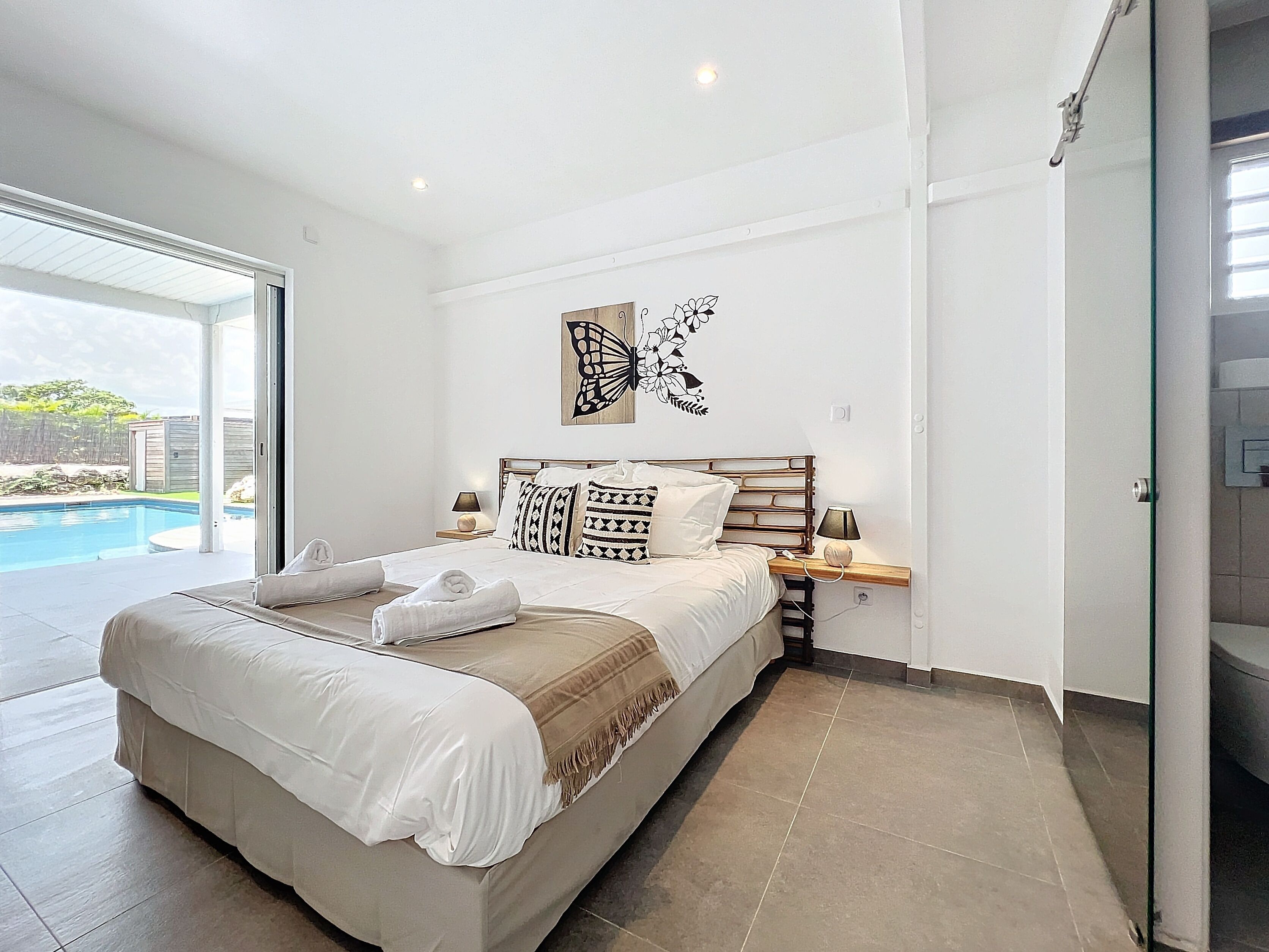 4 bedrooms, soundproofing, iron/ironing board, free WiFi