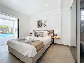 Villa Design - 4 sovrum - kök - vid poolen | 4 sovrum, ljudisolering, strykjärn/strykbräda och gratis wi-fi