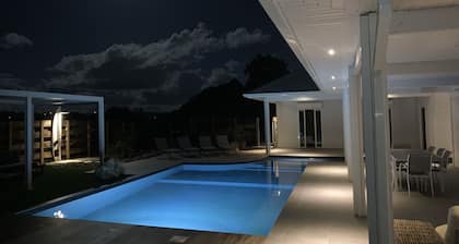 Nakolodge 4 chambres - piscine / balneo / jardin privatifs
