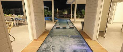 Design Villa, 4 Bedrooms, Kitchen, Poolside | Terrace/patio