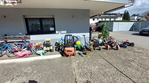 Property grounds - 3 Neue! Ferienwohnungen mit 2 Schlafzimmer und Platz für bis zu 5 Personen (Mörlenbach)