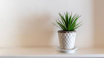 Standard Single Room, Ensuite | Miscellaneous