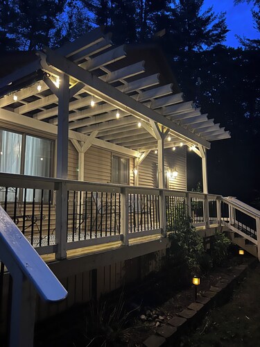 Secord Lake Private Wooded Luxury Retreat