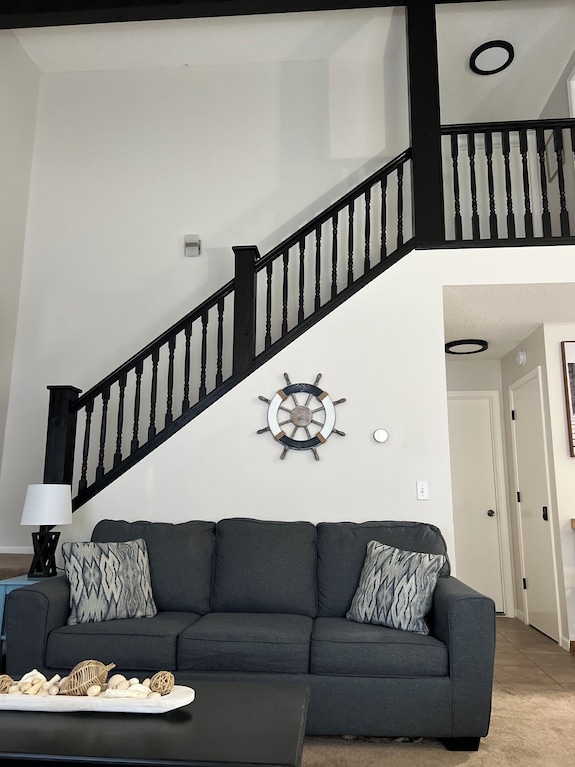 Secord Lake Private Wooded Luxury Retreat - Gladwin, MI