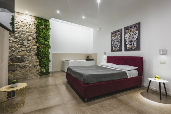 Fer et planche à repasser, accès au Wi-Fi (inclus), literie fournie