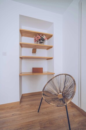 Interior - 2-BR Gem in Gibraltar's Heart! (Gibraltar)