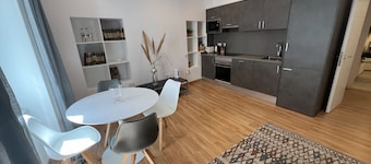 2-BR Gem in Gibraltar's Heart!