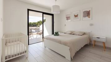 4 chambres, coffres-forts dans les chambres, lit parapluie, Wi-Fi