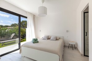 4 slaapkamers, een kluis op de kamer, reisbedje, wifi