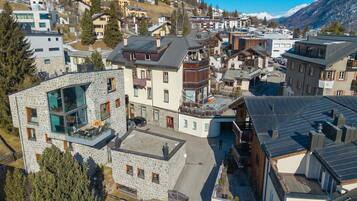 Familienvilla, Mehrere Schlafzimmer (Boutique Chalet Moritz) | Aussenbereich