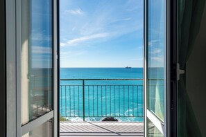 Apartamento família, vários quartos, de frente para o mar (Genova Nervi Sea Front) | Parte interna