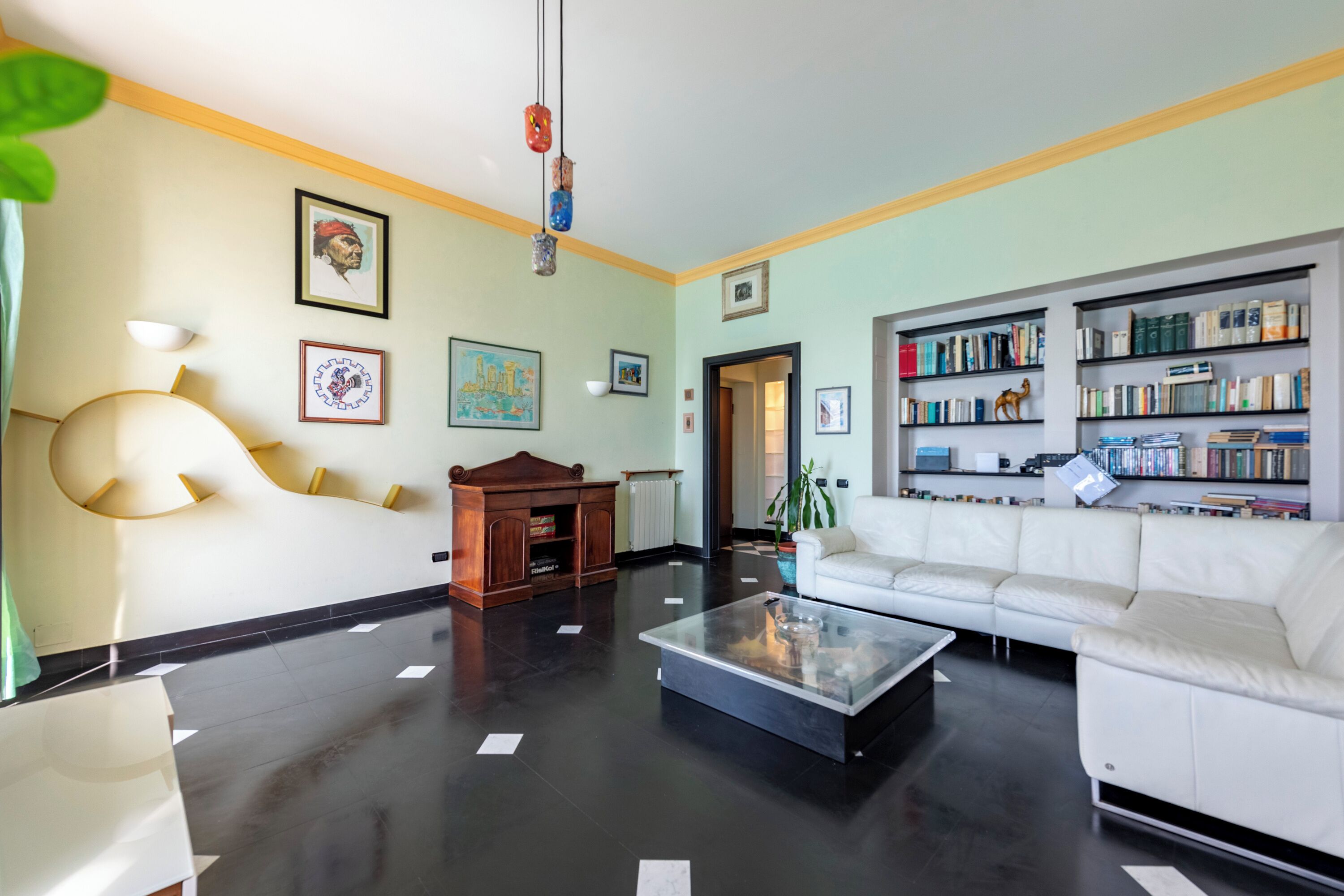 TV 21 pollici con canali via cavo