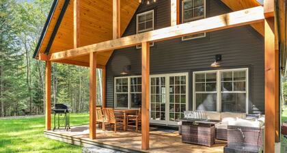 Experience Luxury & Adventure: New 2BR/Loft Near Burke Ski Mtn & Kingdom Trails!