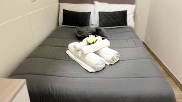 1 camera, ferro/asse da stiro, Wi-Fi, lenzuola