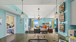 Kondominium, Beberapa Tempat Tidur, balkon, pemandangan samudra (Grand Panama 1-1502) | Interior