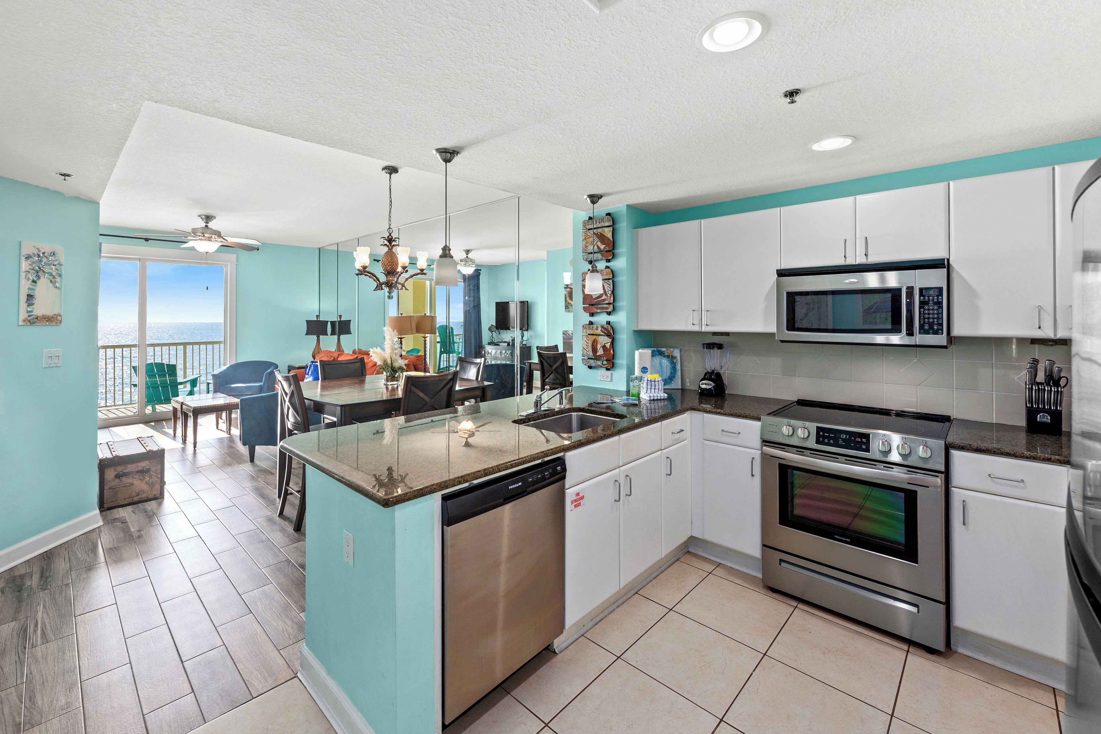 Condo, Multiple Beds, Balcony, Ocean View (Grand Panama 1-1502) | Private kitchen | Fridge, microwave, oven, stovetop
