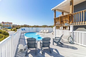 Property grounds - Well-appointed Corolla beach house, just steps from the beach! (Corolla)