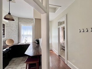 Fridge, microwave, oven, stovetop - Balcony on Forsyth Park, 2-br Historic Savannah, Ga. (Savannah)