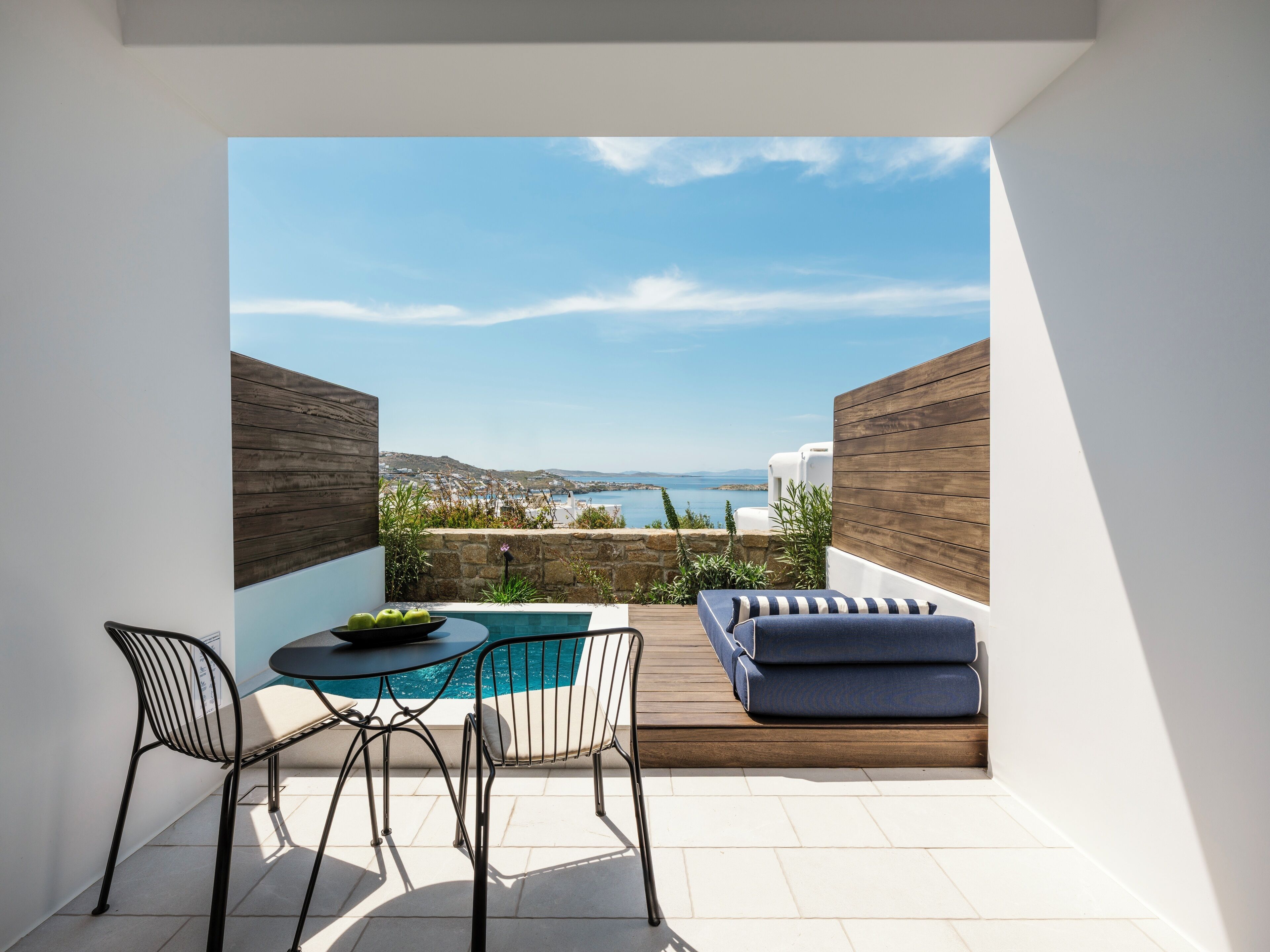 Island Suite with Sea View and Outdoor Hot Tub | Terrace/patio