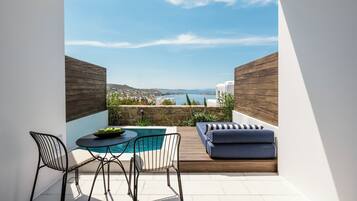 Island Suite with Sea View and Outdoor Hot Tub | Terrace/patio