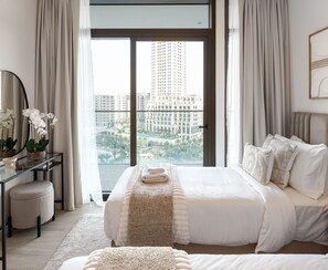 Apartment - Cozy 2BR With Creek Views in Dubai Creek Harbour (Dubai)