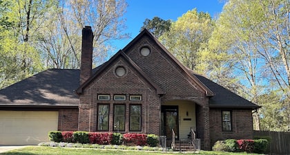 Beautiful home in Red Oak, NC. Pet Friendly