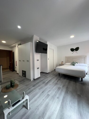 Rosal Central Studios 1: Centro Histórico, Oviedo