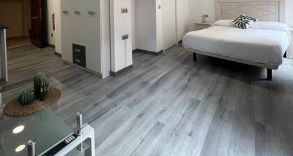 Rosal Central Studios 1: Centro Histórico, Oviedo