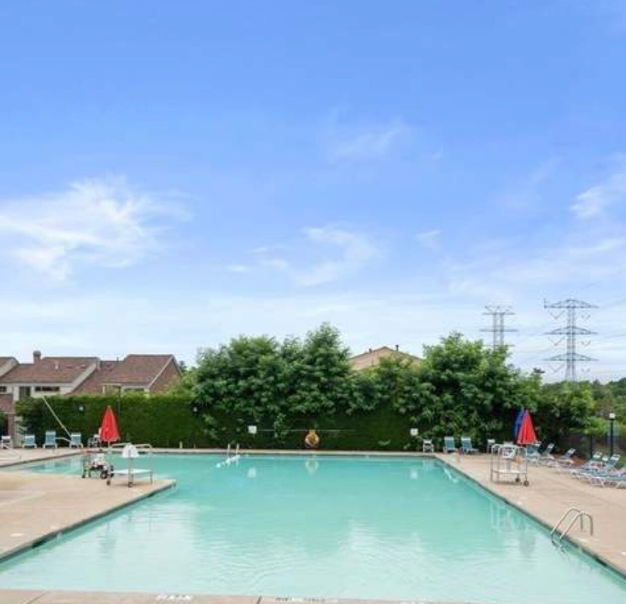Fully Furnished Townhome with 3 bedroom and 1.5 bath