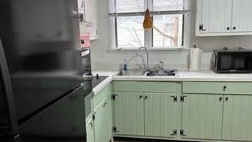 電子レンジ、オーブン、コンロ