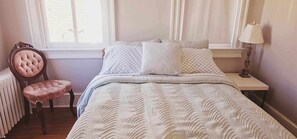 3 soverom, strykejern/-brett, wi-fi og sengetøy