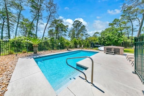 Outdoor pool, a heated pool
