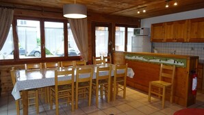 Dining - Ground floor, parking, tv, 97m², Les Gets (Les Gets)