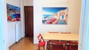 Dining - Sunny apartment in Acropolis (Athina)