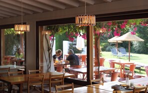 Gratis frukostbuffé varje dag