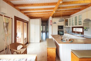 Chalet superior | 3 habitaciones, minibar, decoración personalizada y insonorización 