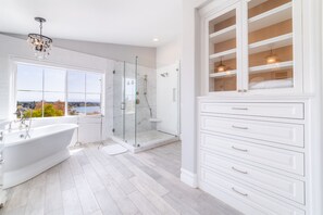 Shower, towels