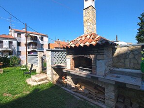 Property grounds - Holiday apartment with air conditioning (Pula)