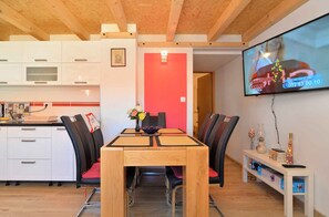 Dining - Holiday apartment near the beach (Medulin)