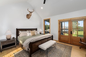4 bedrooms, WiFi, bed sheets