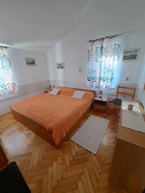 1 soveværelse, strygejern/strygebræt, Wi-Fi