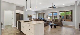 Serene SaddleBrooke Getaway – Private Patio, Resort Amenities & Views