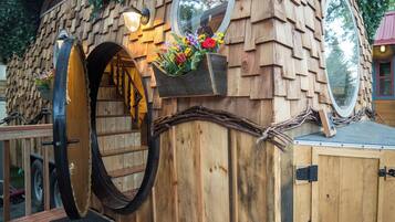 Enceinte de lâhĂ©bergement