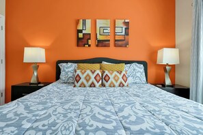 4 soverom, strykejern/-brett, wi-fi og sengetøy