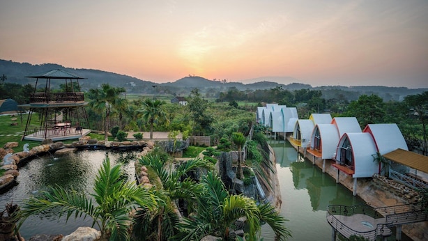 Design bungalow, aan het meer