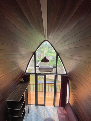 Bungalow Design, en bord de lac | Coin séjour